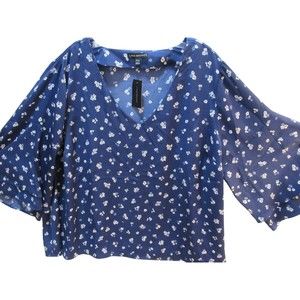 Lane Bryant 22 24 blue white flowers top blouse tiered flutter long sleeve